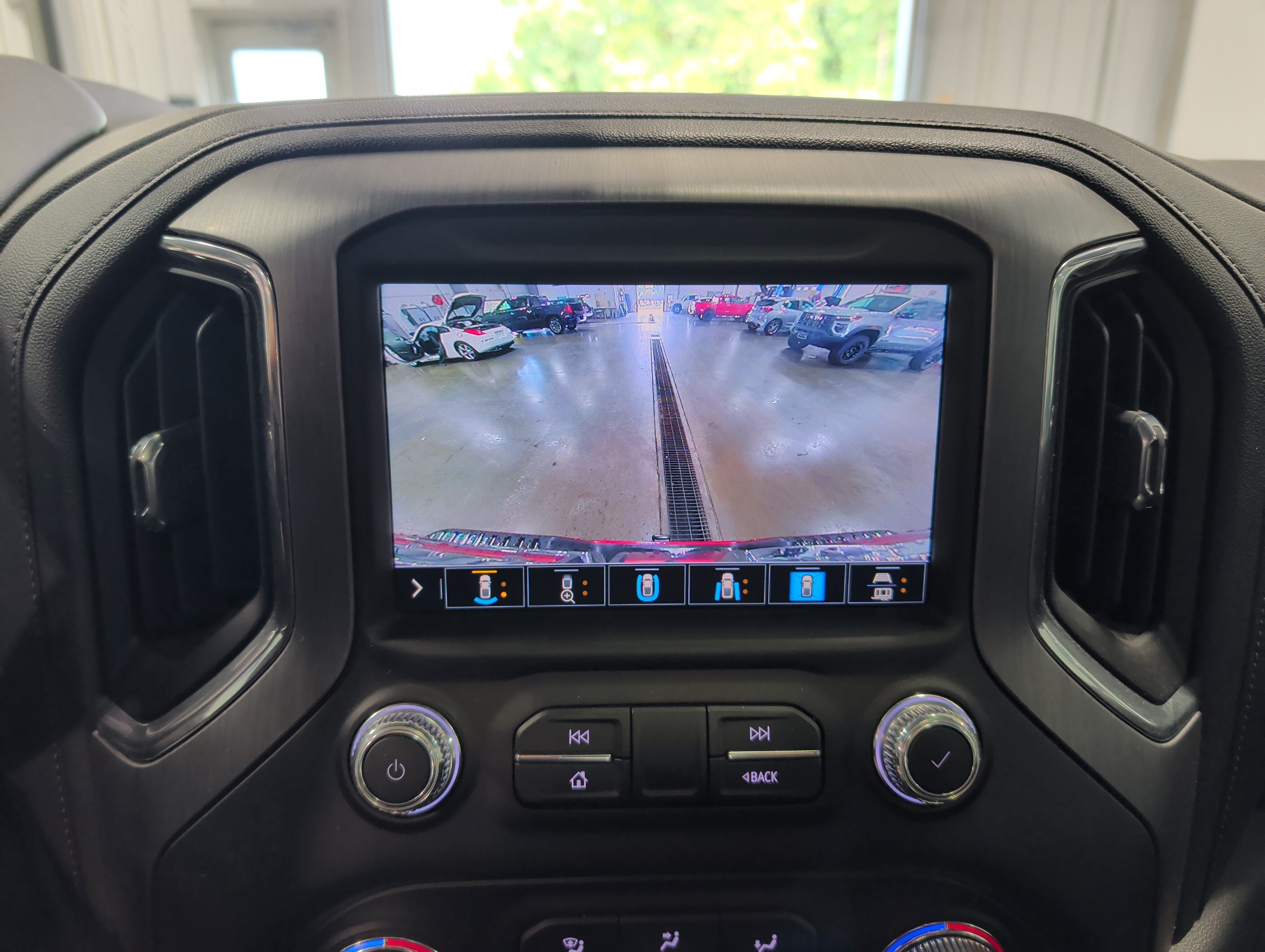 Used 2023 GMC Sierra 3500 Denali w/ Denali Ultimate Package AWD/4WD image 15