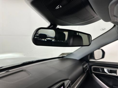 Certified 2024 Ford Explorer XLT w/ Equipment Group 202A image 18