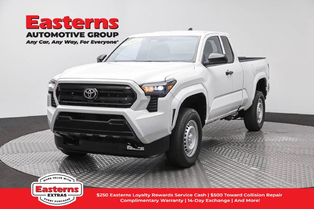 Used 2024 Toyota Tacoma SR RWD image 1
