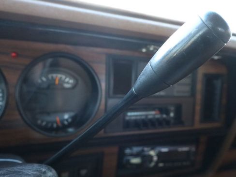 Used 1993 Dodge D/W Truck 350 image 28