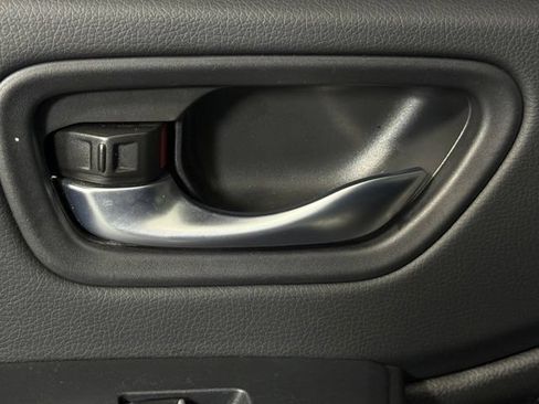 Used 2025 Honda Pilot Touring image 45