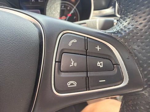 Used 2017 Mercedes-Benz C 300 4MATIC Sedan image 21