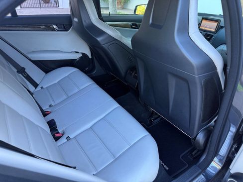 Used 2010 Mercedes-Benz C 63 AMG Sedan image 15