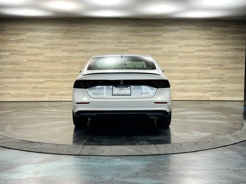 Used 2025 Honda Accord EX-L image 19