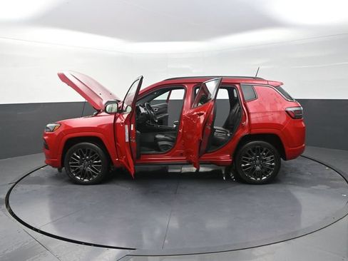 Used 2022 Jeep Compass Limited w/ (RED) Package AWD/4WD image 42