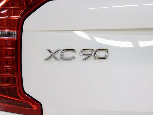 Used 2023 Volvo XC90 B6 Ultimate image 6