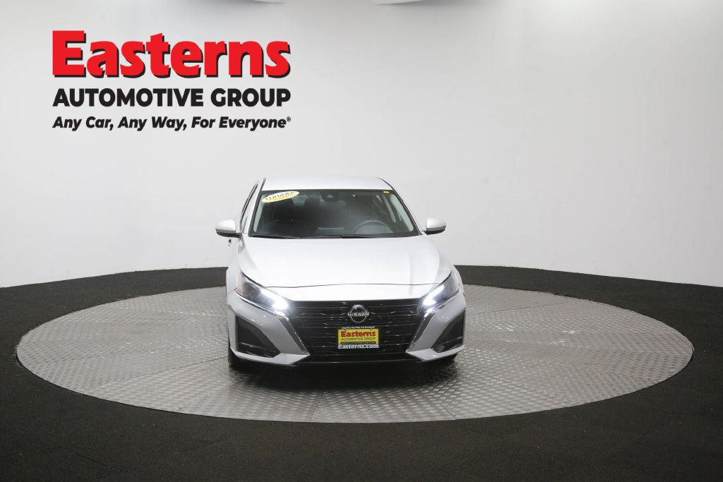 Used 2023 Nissan Altima 2.5 SV FWD image 54