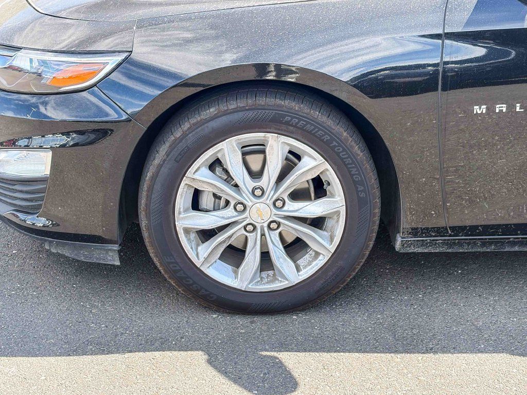 Used 2025 Chevrolet Malibu LT FWD image 7