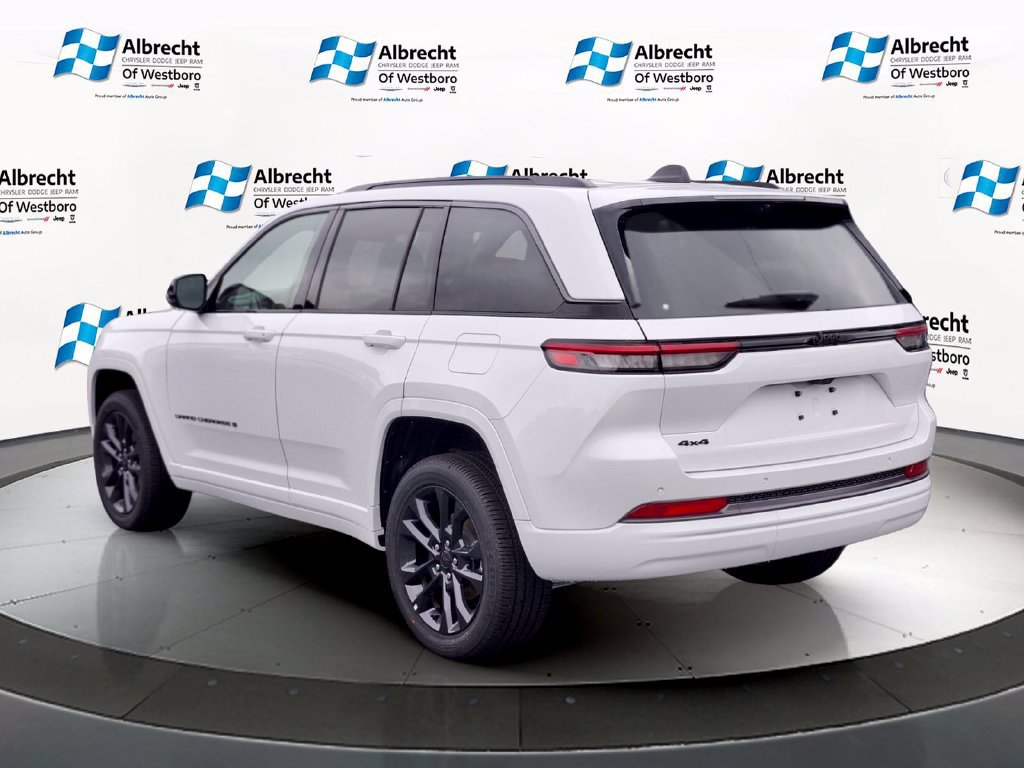 New 2026 Jeep Grand Cherokee Limited AWD/4WD image 3