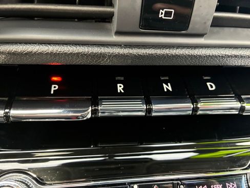 Certified 2022 Lincoln Corsair AWD w/ Premium Package image 18