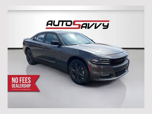 Used 2023 Dodge Charger SXT w/ Blacktop Package AWD/4WD image 1