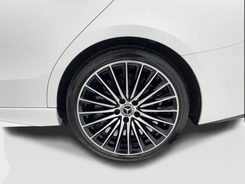 Used 2024 Mercedes-Benz C 300 Sedan w/ Pinnacle Trim Package image 11