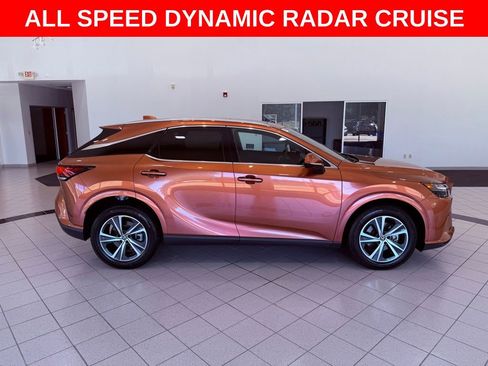 Used 2025 Lexus RX 350 Premium w/ Accessory Package AWD/4WD image 9
