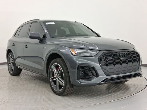 Used 2025 Audi Q5 e Premium Plus image 7