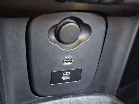 Used 2024 MINI Cooper SE image 22