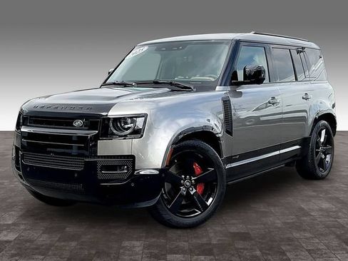 Used 2025 Land Rover Defender 110 X AWD/4WD image 3