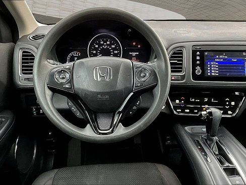 Used 2021 Honda HR-V EX image 5