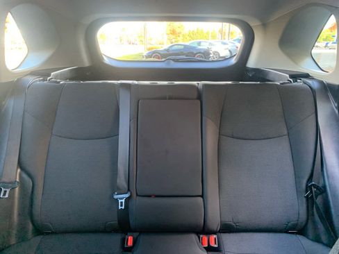 Used 2022 Toyota RAV4 LE image 29