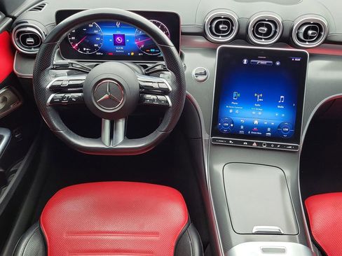 Used 2022 Mercedes-Benz C 300 Sedan image 15