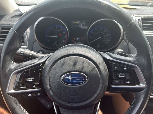 Used 2018 Subaru Outback 2.5i Limited AWD/4WD image 17