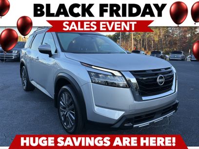 Used 2023 Nissan Pathfinder SL w/ SL Premium Package