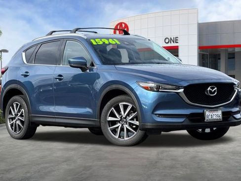 Used 2017 MAZDA CX-5 Grand Select image 2