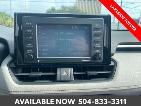 Used 2020 Toyota RAV4 XLE FWD image 32