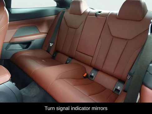 Used 2023 BMW 430i Coupe w/ Premium Package image 16