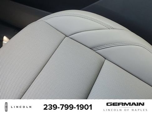 Certified 2025 Lincoln Nautilus Premier AWD/4WD image 29