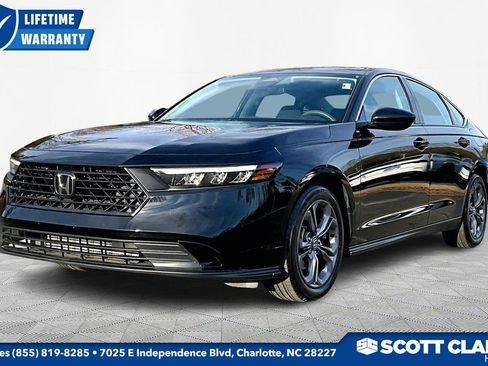 Used 2024 Honda Accord EX image 3