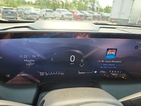 Certified 2025 Buick Enclave Sport Touring w/ Power Package AWD/4WD image 19