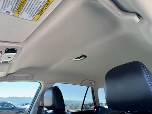 Used 2019 Subaru Outback 2.5i Limited w/ Popular Package #2 AWD/4WD image 19