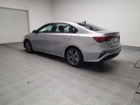 Used 2024 Kia Forte LXS w/ LXS Technology Package image 3