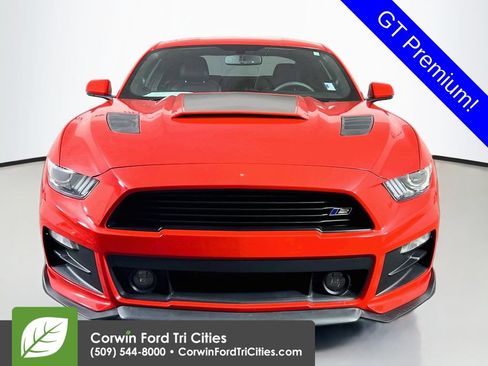 Used 2015 Ford Mustang GT Premium w/ GT Performance Package RWD image 4