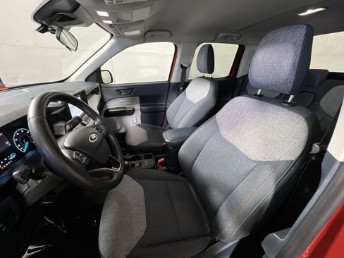 Used 2024 Ford Maverick XLT w/ XLT Luxury Package image 12