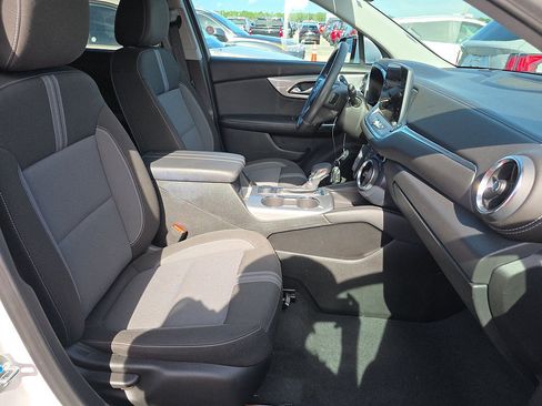 Used 2025 Chevrolet Blazer LT AWD/4WD image 7