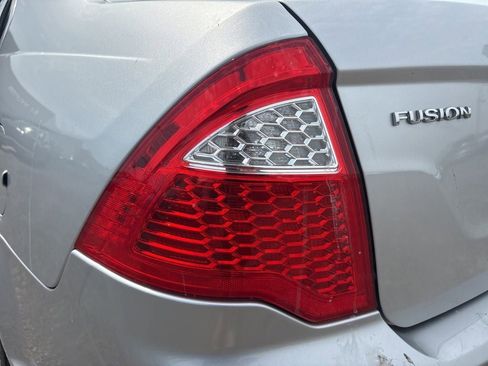 Used 2012 Ford Fusion SE FWD image 10