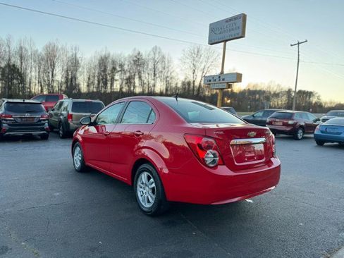 Used 2012 Chevrolet Sonic LT FWD image 7