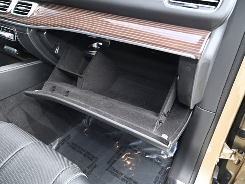 Used 2023 Mercedes-Benz Maybach GLS 600 4MATIC image 67