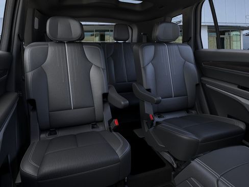 New 2026 Cadillac Vistiq Luxury image 18