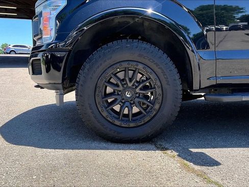 Used 2019 Ford F150 XLT w/ Equipment Group 302A Luxury AWD/4WD image 2