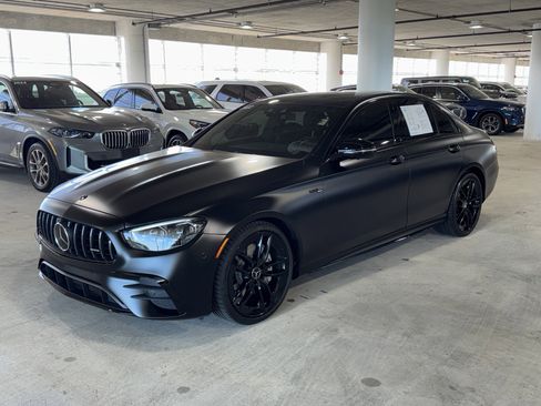 Used 2022 Mercedes-Benz E 53 AMG 4MATIC Sedan image 4