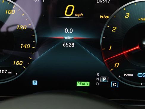 Used 2023 Mercedes-Benz E 450 Coupe w/ AMG Line image 14