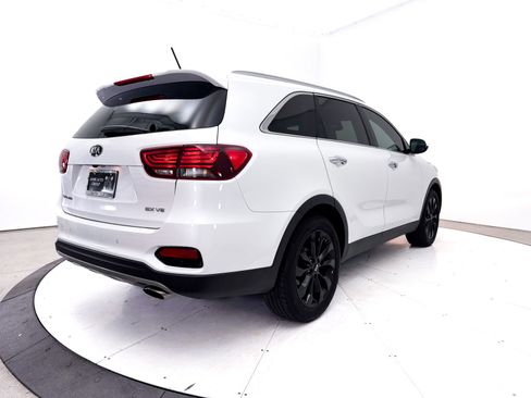Used 2020 Kia Sorento EX FWD image 16