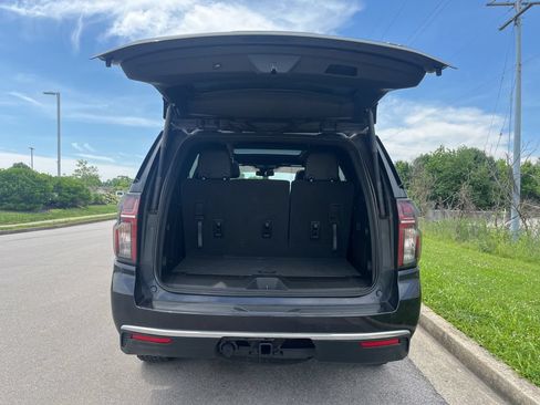 Used 2023 Chevrolet Tahoe LT AWD/4WD image 12