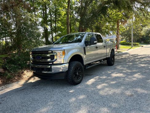 Used 2022 Ford F250 XL w/ STX Appearance Package AWD/4WD image 7