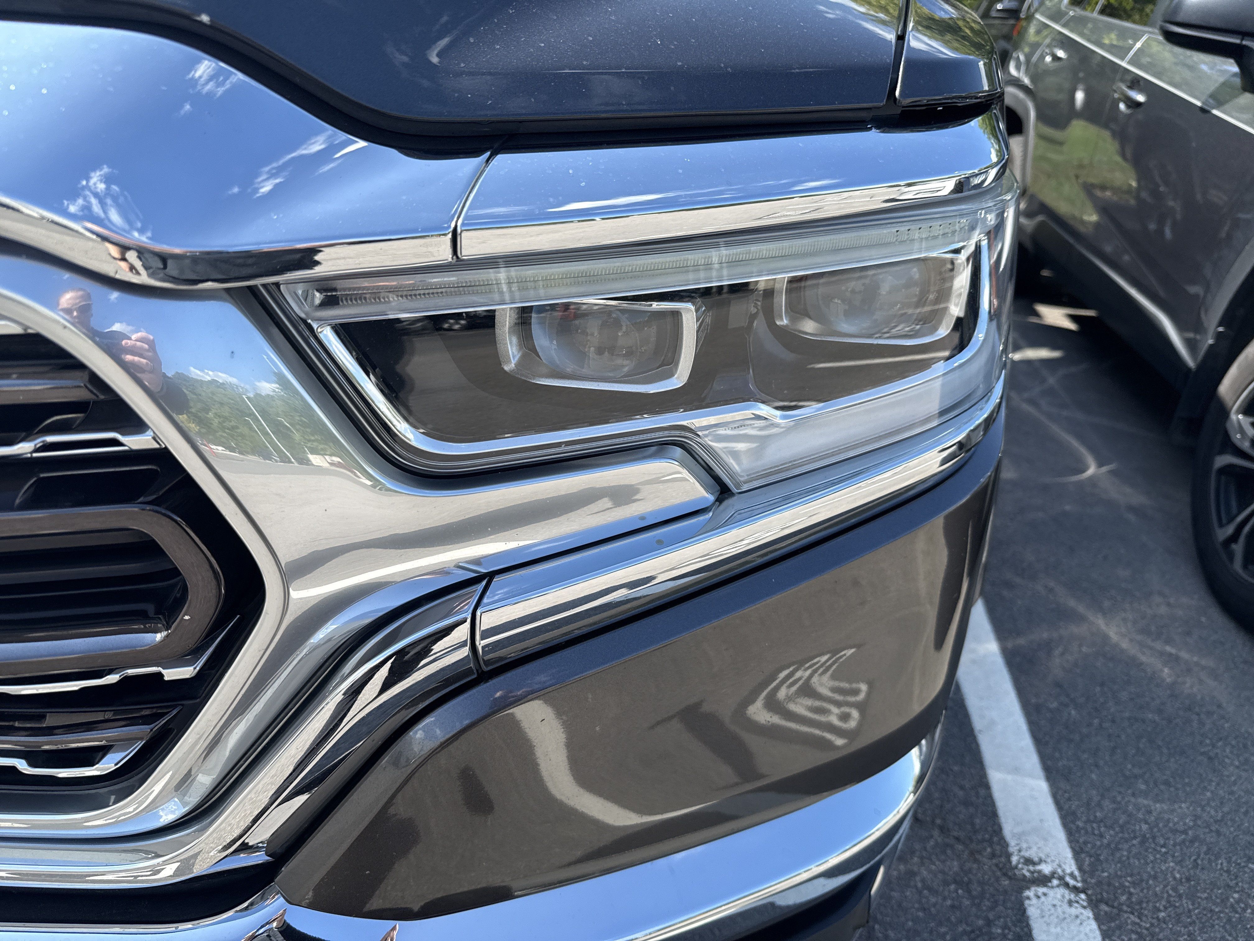 Used 2022 RAM 1500 Limited AWD/4WD image 10