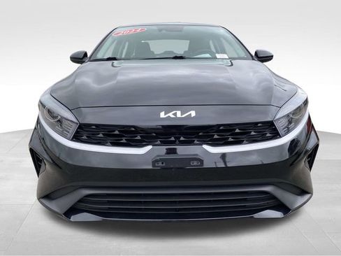 Used 2024 Kia Forte LXS image 6