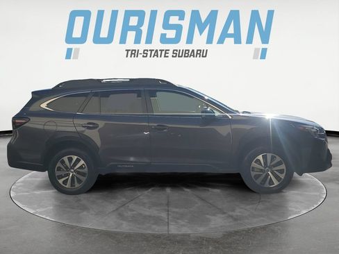Certified 2025 Subaru Outback Premium AWD/4WD image 7