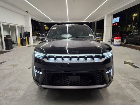 New 2026 Jeep Grand Wagoneer 4WD image 8